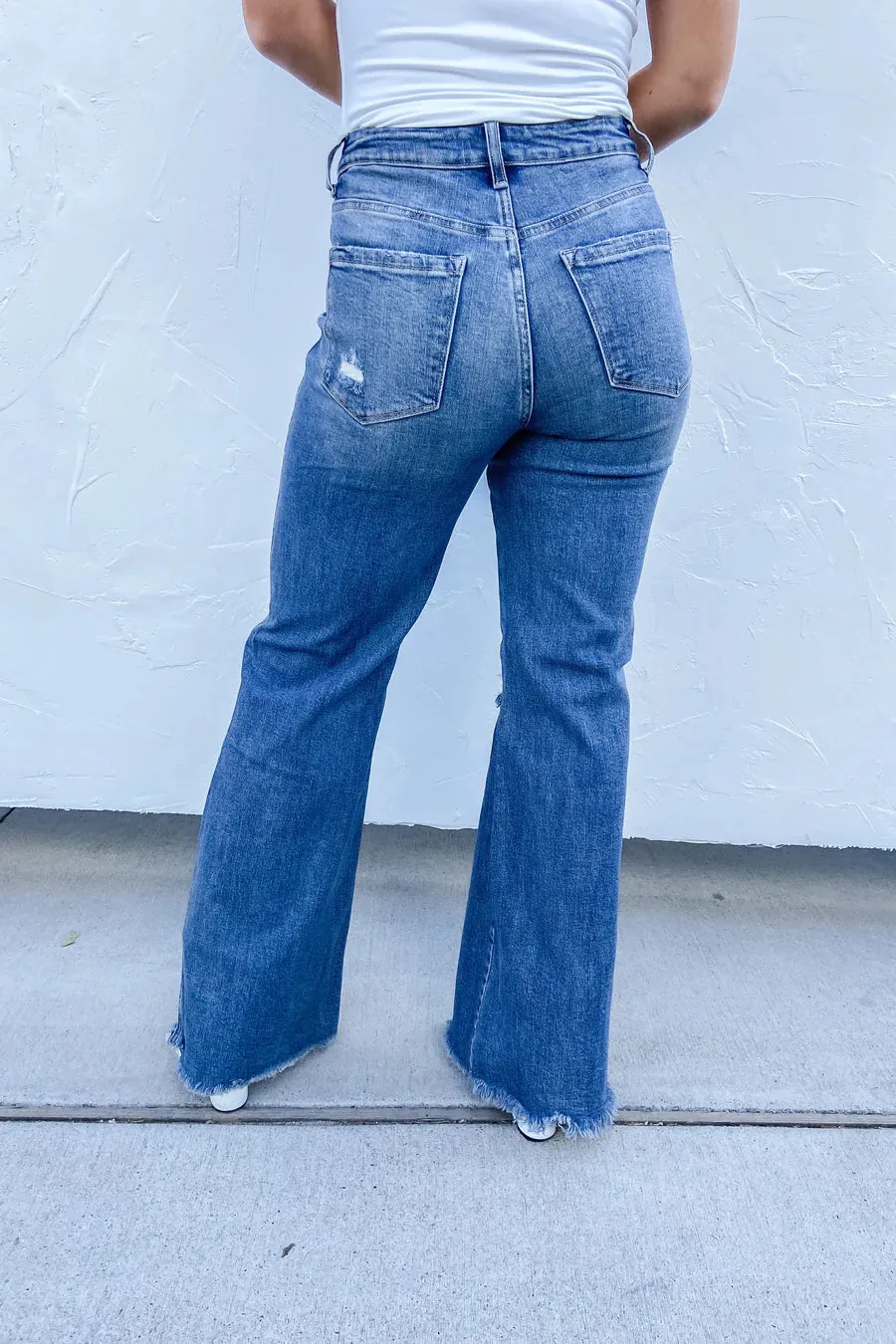 Blakeley Distress Jeans (Dark Wash)