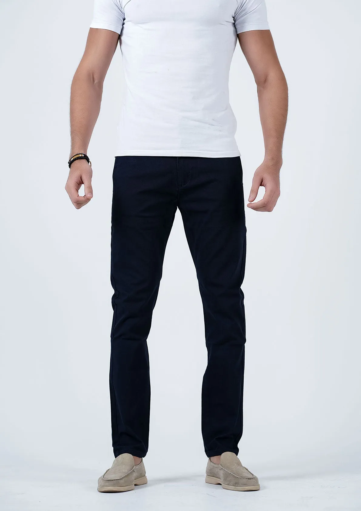 Classic Tailoring Meets Modern Comfort: Your Ultimate Chino Pants