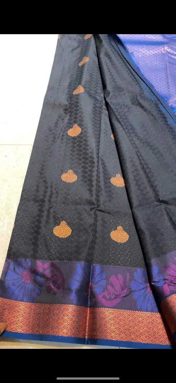 Dual shaded black and blue silk saree with blouse