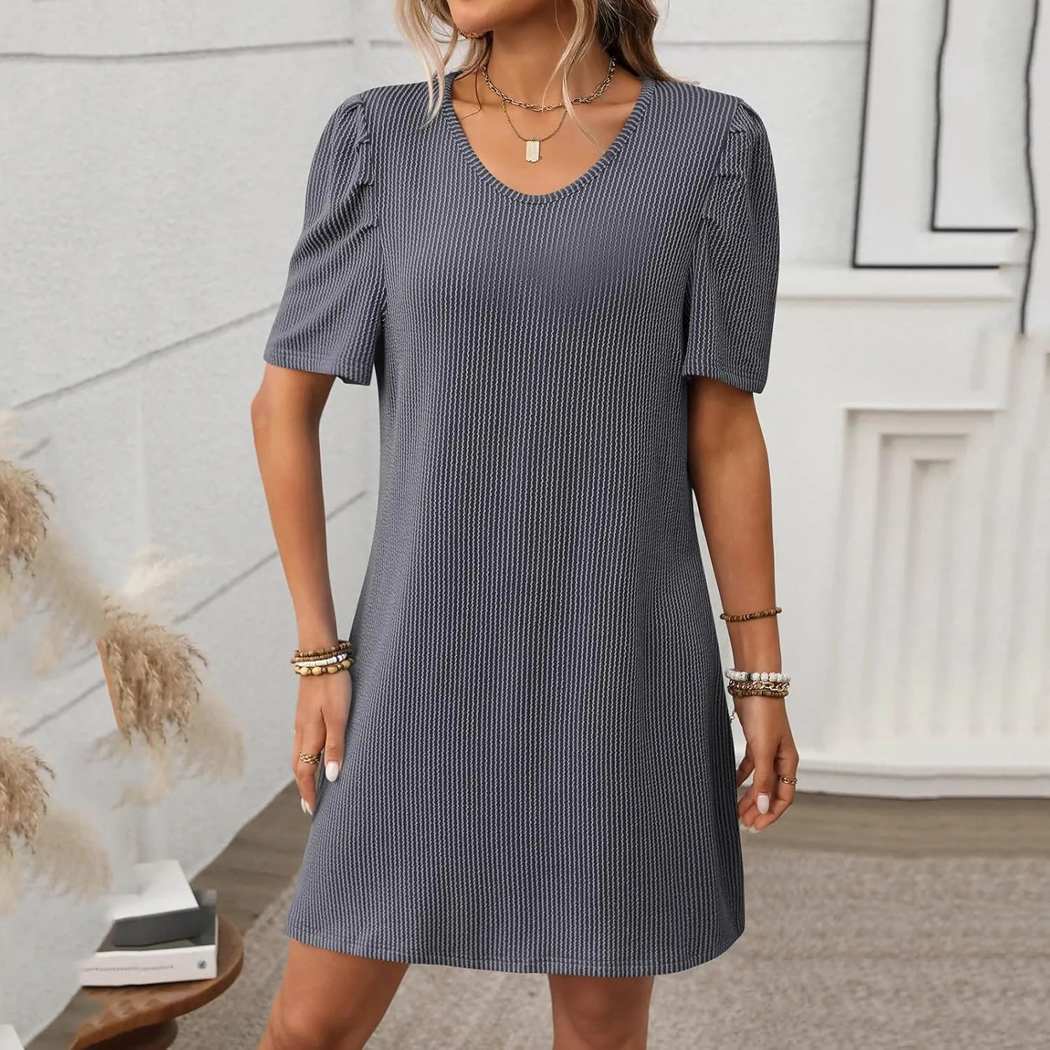 Summer Stripe Dresses for Women Casual Short Sleeve Loose Fit Crew Neck Dress Fashion Pleated Vacation Sundress