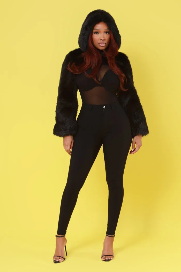 Super Swank High Rise Belt Loop Stretchy Skinny Jeans - Black
