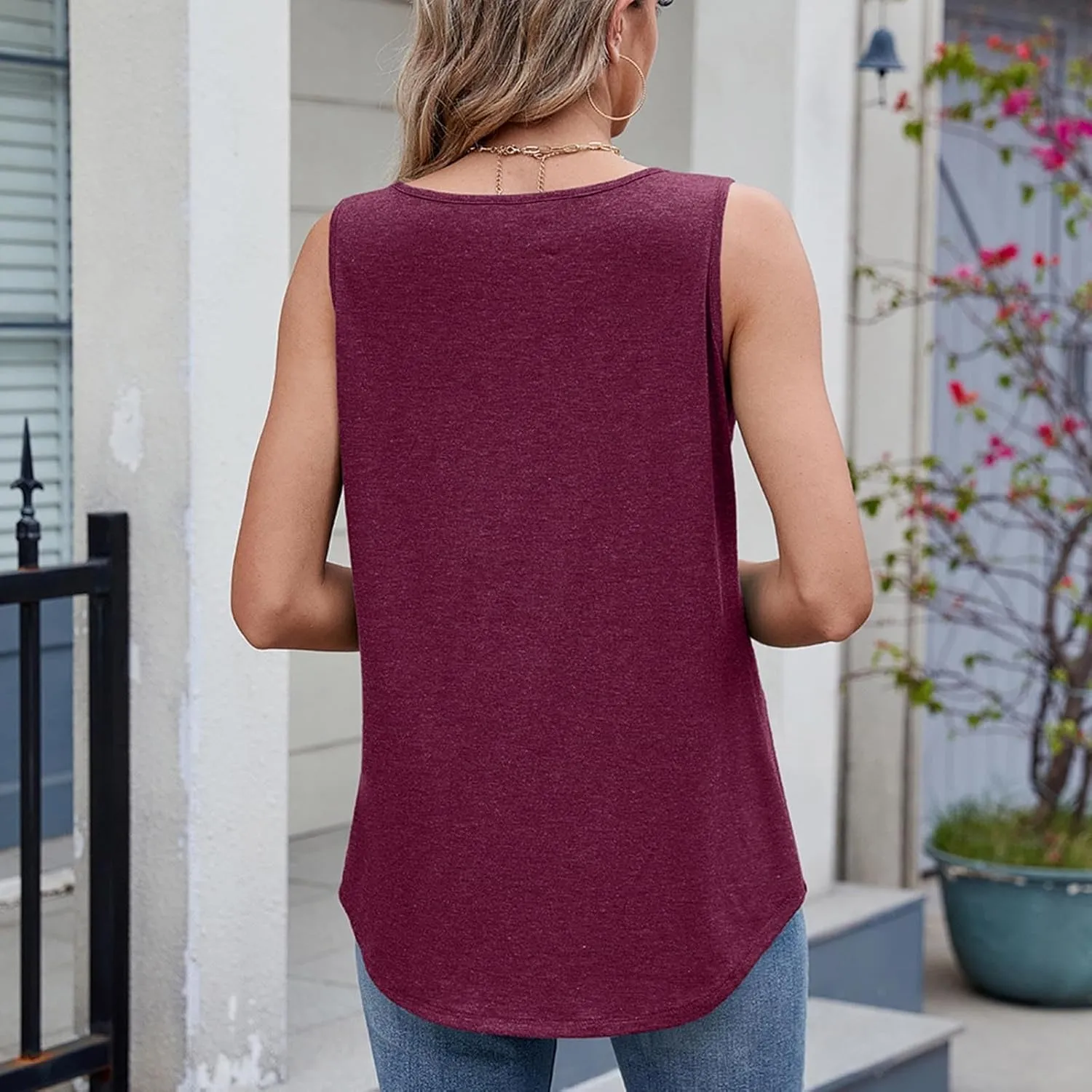 Women's Fashion Stripe Solid Color Tanks Casual Comfy Loose Round Neck Tops Summer Sleeveless Comfy Workout Tops
