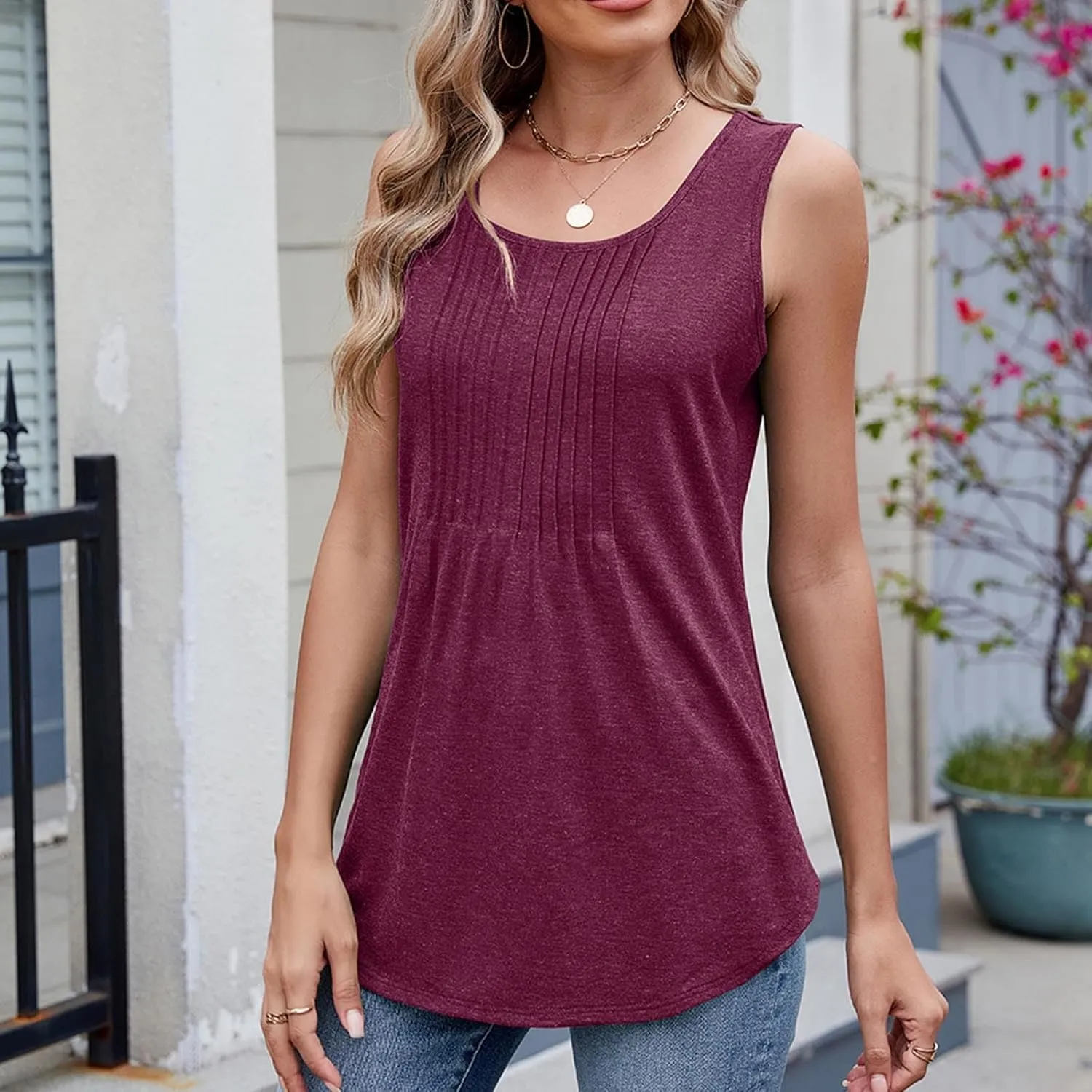 Women's Fashion Stripe Solid Color Tanks Casual Comfy Loose Round Neck Tops Summer Sleeveless Comfy Workout Tops
